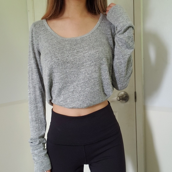 Abercrombie & Fitch Grey long sleeve - Picture 1 of 3